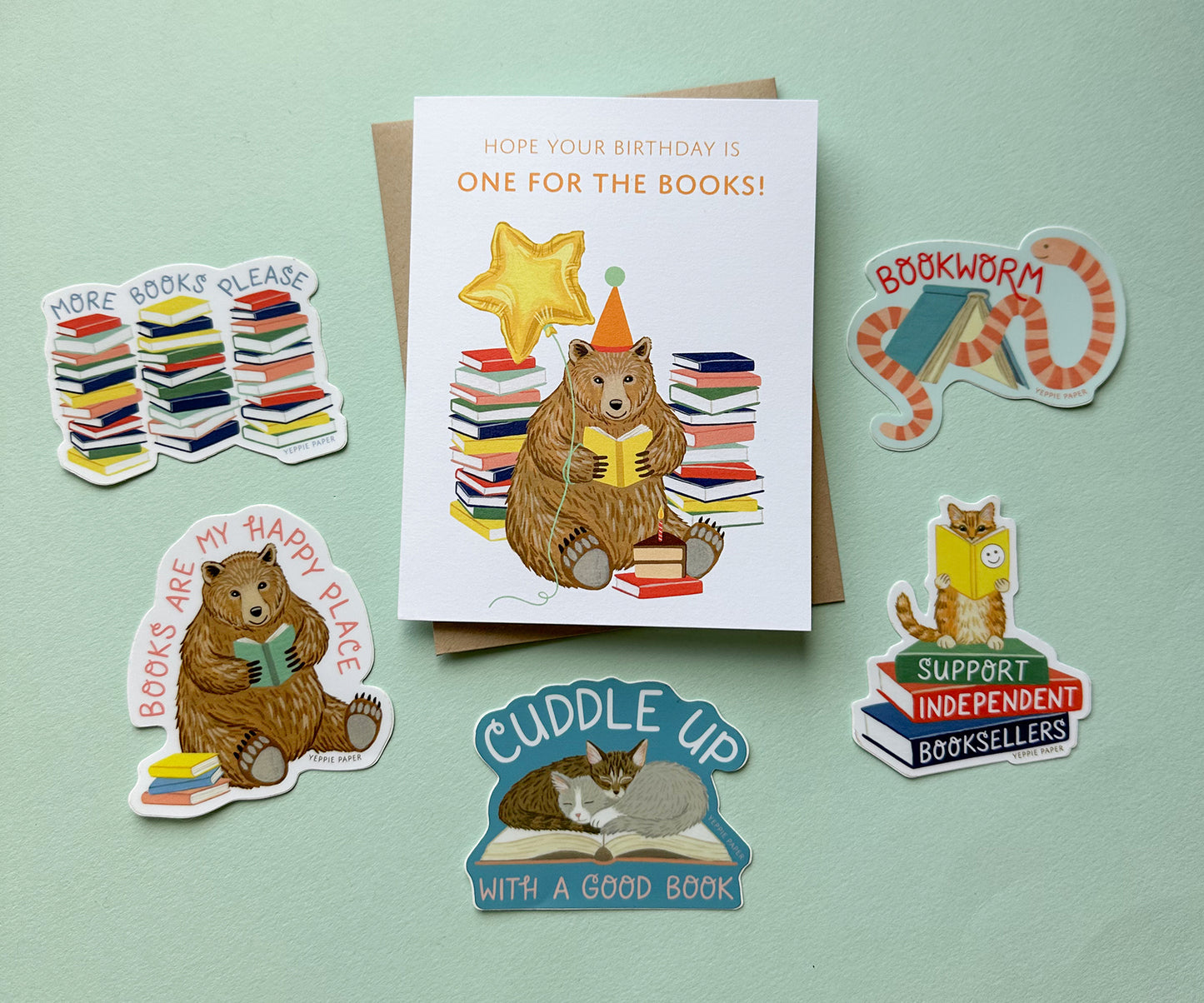 READING BEAR - BIRTHDAY GREETING CARD