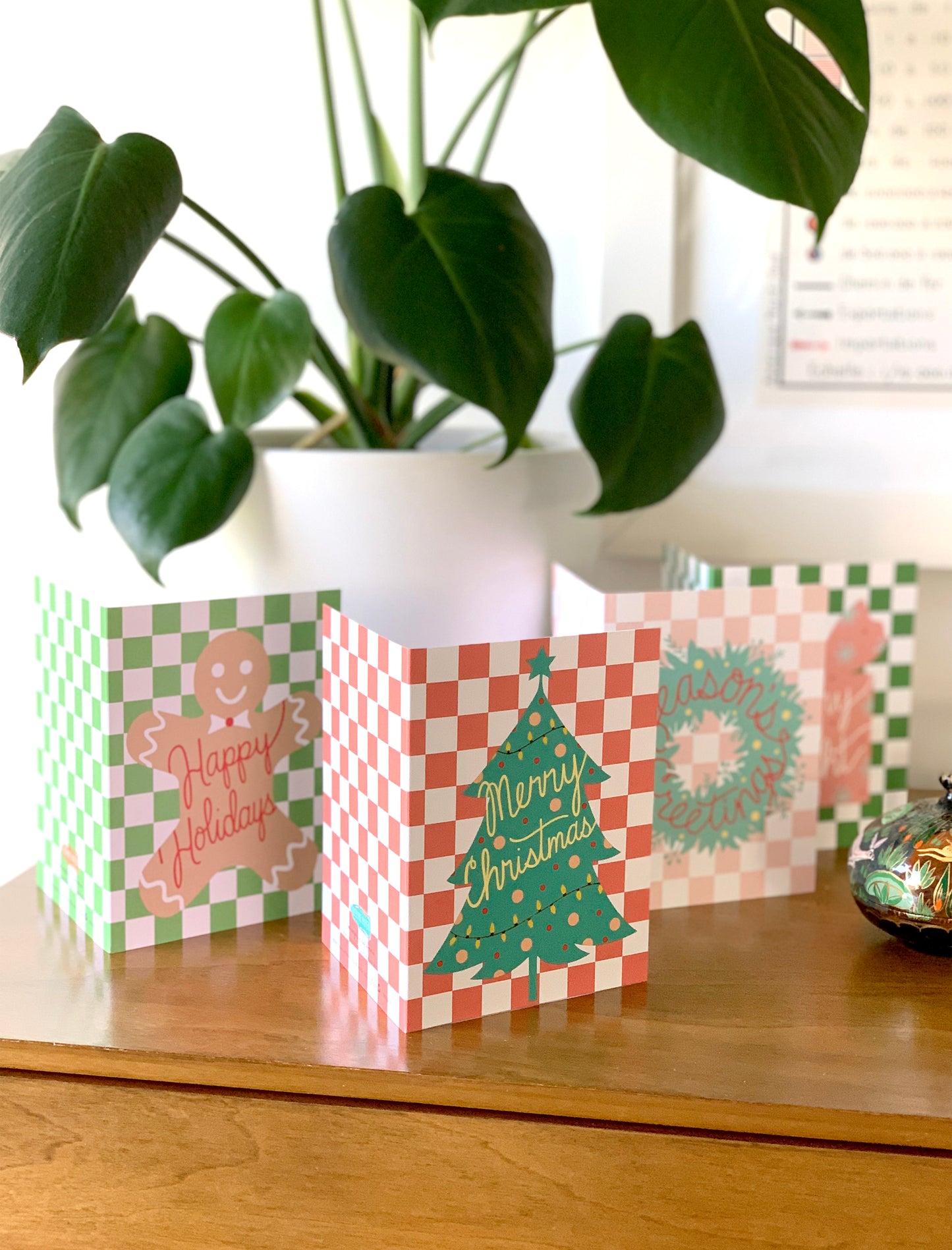 CHECKERED HOLIDAY CARDS, VARIETY BOXED SET OF 8